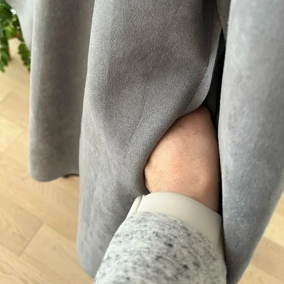 CARTISE Faux Suede Open Front Waterfall  Grey Jacket Floral Applique Neutral - Picture 10 of 17